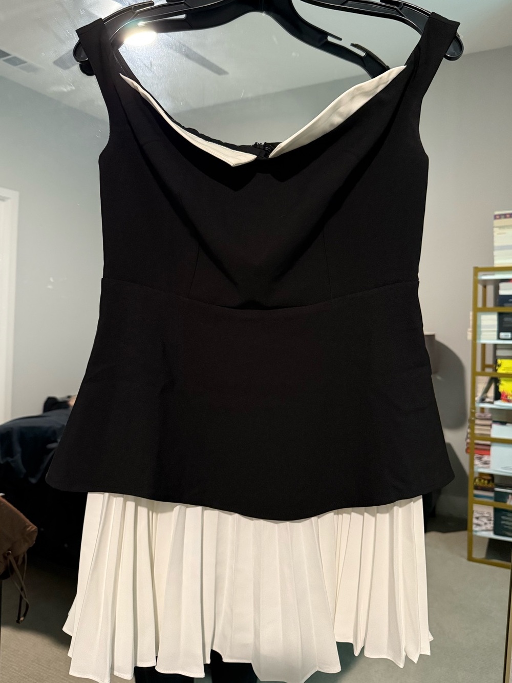 Commense: Patchwork Off Shoulder Pleated Mini Dress - Picture 5 of 9